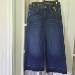 EXPRESS JEANS SIZE 0